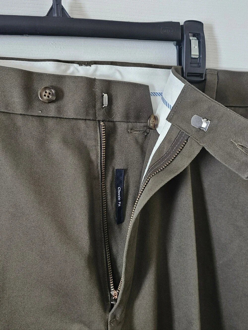 Roundtree & Yorke NWT Travel Smart Classic Fit Flat Front dress pants 40x30